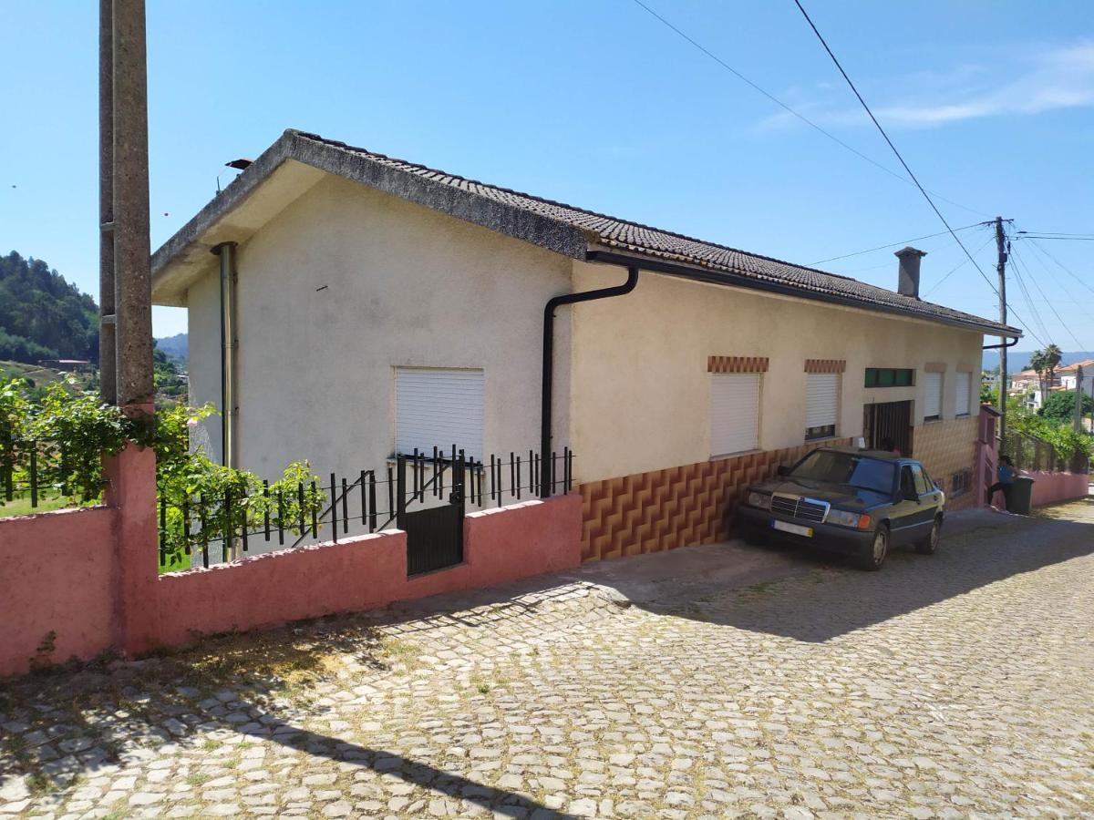 Апартаменты Casa Da Rota Dos Moinhos Луса Экстерьер фото